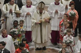 40-Holy Mass on the Solemnity of the Nativity of the Lord