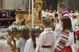 9-Holy Mass on the Solemnity of the Nativity of the Lord