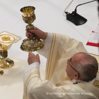 10-Santa Misa y ordenaciones sacerdotales