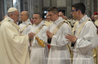 3-Ordenaciones sacerdotales