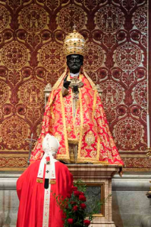 39-Holy Mass and blessing of the Pallium for the new Metropolitan Archbishops on the Solemnity of Saints Peter and Paul