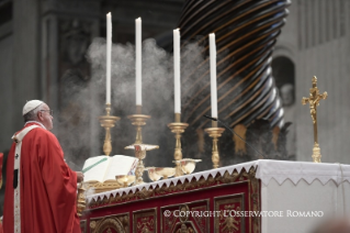 22-Holy Mass and blessing of the Pallium for the new Metropolitan Archbishops on the Solemnity of Saints Peter and Paul