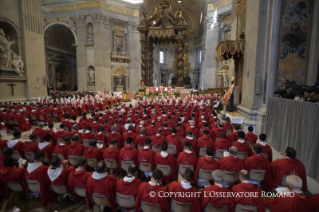19-Holy Mass and blessing of the Pallium for the new Metropolitan Archbishops on the Solemnity of Saints Peter and Paul