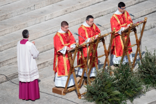 16-Celebration of Palm Sunday of the Passion of the Lord - Holy Mass