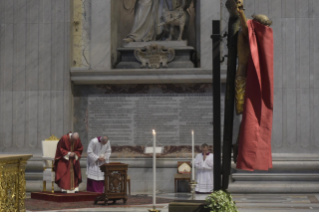 17-Venerdì Santo – Celebrazione della Passione del Signore