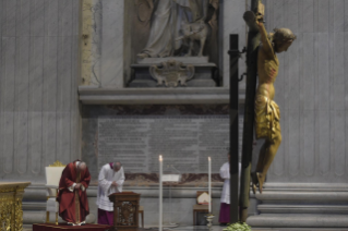 19-Vendredi saint – Célébration de la Passion du Seigneur