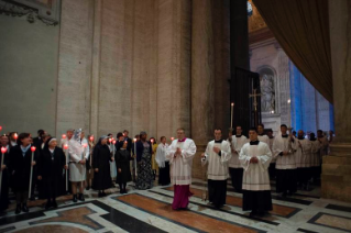 13-Santa Misa con ocasi&#xf3;n de la XX Jornada Mundial de la Vida Consagrada