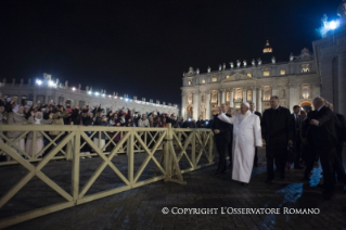 13-Celebración de las primeras Vísperas y <i>Te Deum </i> de acción de gracias