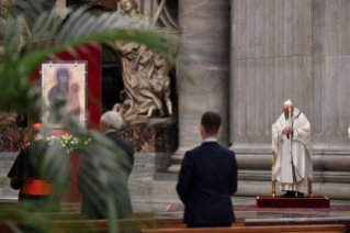 14- Holy Saturday - Easter Vigil in the Holy Night of Easter