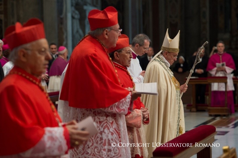 2-Domingo da Divina Miseric&#xf3;rdia - Primeiras V&#xe9;speras 