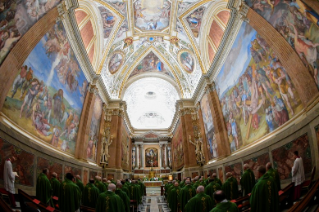 7-Concélébration eucharistique avec les Cardinaux présents à Rome, à l'occasion du XXVe anniversaire d'ordination épiscopale du Saint-Père