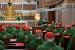 5-Concélébration eucharistique avec les Cardinaux présents à Rome, à l'occasion du XXVe anniversaire d'ordination épiscopale du Saint-Père