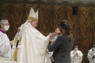 8-Fiesta del Bautismo del Señor - Santa Misa y bautismo de algunos niños
