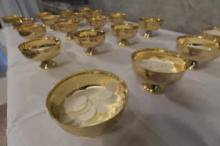 4-Holy Thursday - Holy Chrism Mass