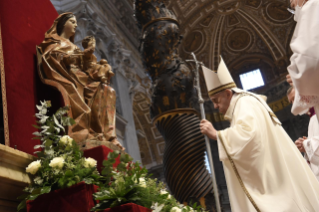 19-Holy Thursday - Holy Chrism Mass