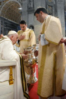 19-Holy Thursday - Holy Chrism Mass