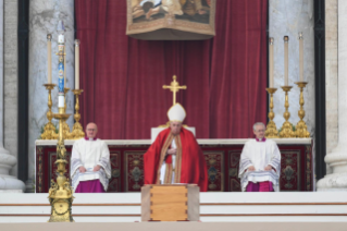 11-Célébration des obsèques du Pape émérite Benoît XVI