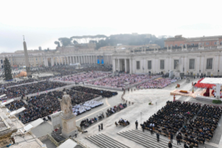 14-Misa exequial por el Sumo Pontífice Emérito Benedicto XVI 