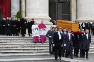 2-Célébration des obsèques du Pape émérite Benoît XVI