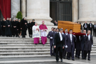 2-Misa exequial por el Sumo Pontífice Emérito Benedicto XVI 