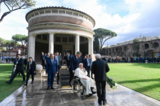 0-Celebración de la Santa Misa para la Conmemoración de los fieles difuntos 