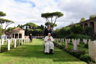 5-Commemorazione di tutti i fedeli defunti – Santa Messa