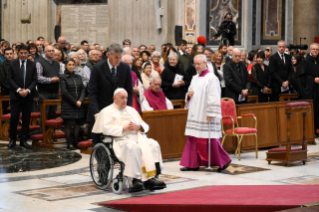 4-Messe de suffrage à l'intention du Pape Benoît XVI et des cardinaux et évêques décédés au cours de l'année
