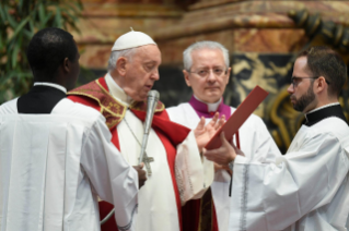 3-Messe de suffrage à l'intention du Pape Benoît XVI et des cardinaux et évêques décédés au cours de l'année
