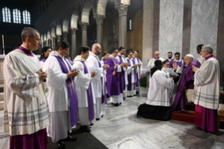 21-Ash Wednesday - Holy Mass