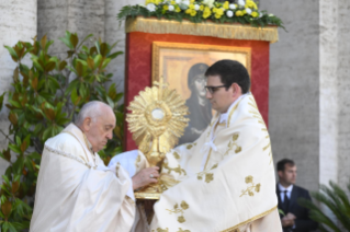 31-Santissimo Corpo e Sangue di Cristo – Santa Messa, Processione e Benedizione Eucaristica
