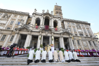 32-Santissimo Corpo e Sangue di Cristo – Santa Messa, Processione e Benedizione Eucaristica