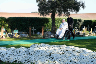 1-Commemoration of all the faithful departed - Holy Mass