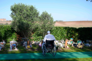 10-Commemoration of all the faithful departed - Holy Mass