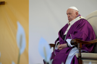 12-Commemoration of all the faithful departed - Holy Mass