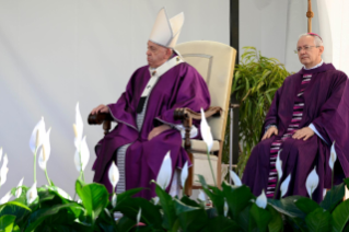 13-Commemoration of all the faithful departed - Holy Mass