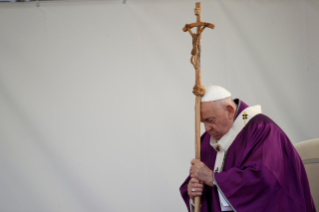 16-Commemoration of all the faithful departed - Holy Mass