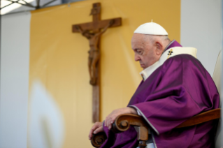 17-Commemoration of all the faithful departed - Holy Mass