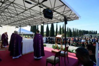26-Commemoration of all the faithful departed - Holy Mass
