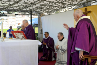 24-Commemoration of all the faithful departed - Holy Mass