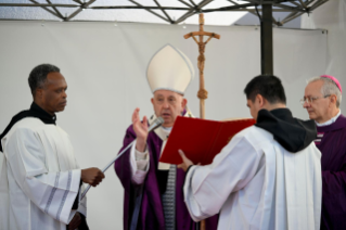 28-Commemoration of all the faithful departed - Holy Mass