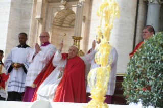 8-Domingo de Ramos: Pasión del Señor – Conmemoración de la entrada del Señor en Jerusalén y Santa Misa