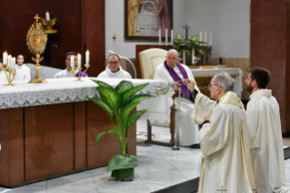 12-« 24 heures pour le Seigneur » : Célébration pénitentielle 