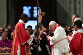 22-Venerdì Santo «Passione del Signore» – Celebrazione della Passione del Signore