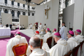 12-Visita a Veneza: Celebração da Santa Missa 