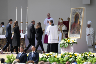 20-Visit to Venice: Celebration of Holy Mass