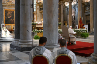 7-Celebración de las vísperas con motivo del aniversario de la Dedicación de la Basílica Papal de Santa María la Mayor y de la Solemnidad de Nuestra Señora de las Nieves 