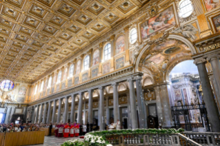 17-Celebración de las vísperas con motivo del aniversario de la Dedicación de la Basílica Papal de Santa María la Mayor y de la Solemnidad de Nuestra Señora de las Nieves 