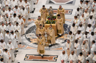 14-Quinta-feira Santa - Santa Missa Crismal