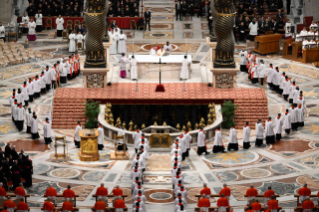 25-Venerdì Santo «Passione del Signore» – Celebrazione della Passione del Signore