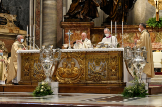 21-Holy Thursday - Holy Chrism Mass